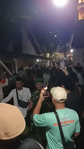 pengawalan ketat Banser  #gusiqdam  hati²di jalan Gus selamat sampai tujuan #pekalongan #trending  #fy 