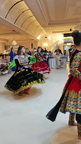 Afghan girl culture dance  #پشتون_تاجیک_هزاره_ازبک_زنده_باد🇦🇫 #fyp #afghangirl #eyes #pakhtun 