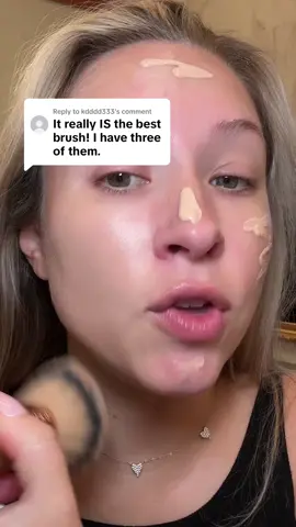 Replying to @kdddd333 Tarte buffer brush is the best#tarte #tartecosmetics #tartebufferbrush #foundationbrush #tiktokshoprestock @tarte cosmetics 