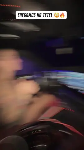 Hoje tem trisal pra laranjinha 🤭