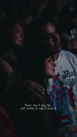 This song will always carry weight for me. Seeing y’all feel it in real time… that’s a true gift. 🎥 Miles Murphy Tickets available at the link in bio. #OnTour #LiveMusic #NewMusic #LeonBridges 