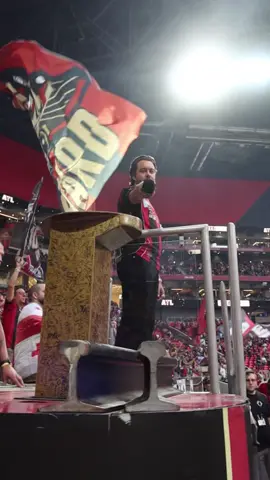 A little recap of this weekend singing the National Anthem at the Atlanta United game at Mercedes Benz Stadium! ⚽️   #countrymusic #familylife #atlantaunited 
