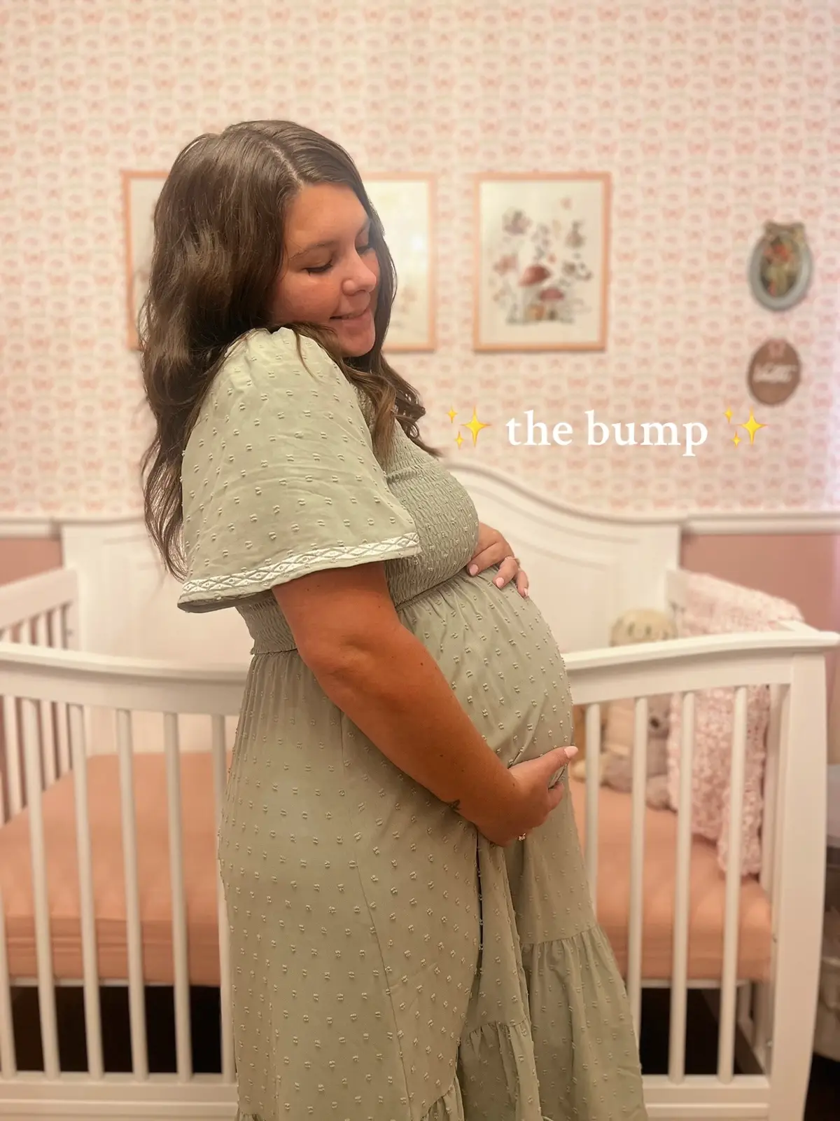 Three weeks later... still can't believe she's real 💕 #babygirl #mommysgirl #newbornlife 