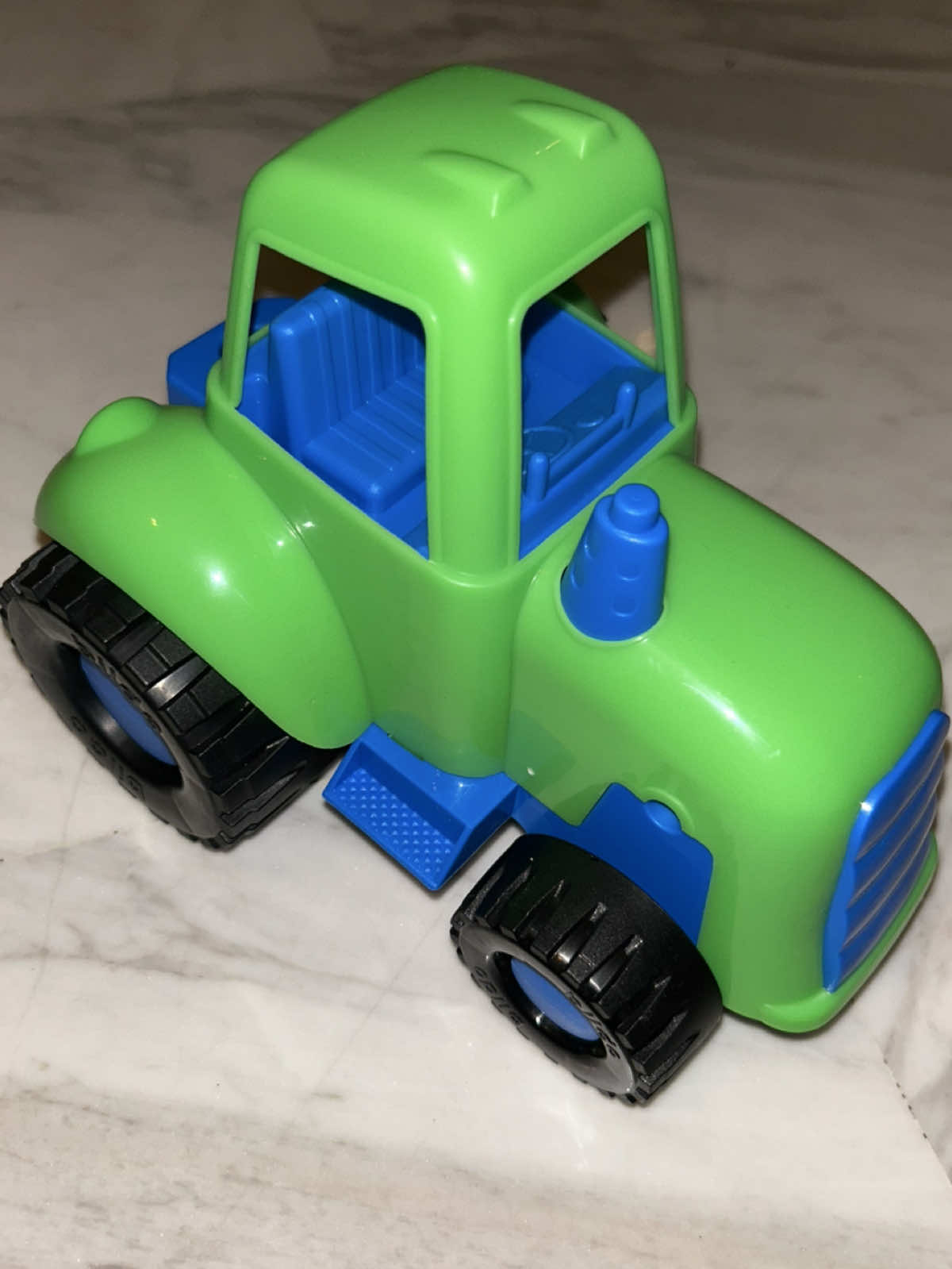 Το Τρακτέρ 🚜 Νέο τραγούδι που κυκλοφορεί σύντομα σε όλες τις ψηφιακές πλατφόρμες από την @Alpha Records Greece ΠΑΜΕ ΝΑ ΤΟ ΣΠΑΣΟΥΜΕ
