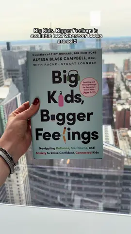 New York Times bestselling author Alyssa Blask Campbell headed to @TikTok’s New York headquarters to talk with creators about her new book, Big Kids, Bigger Feelings, and raising emotionally intelligent kids. It was such a fun day and Alyssa dished out the best advice on teaching kids how to process their big emotions in healthy, constructive ways! • • #bigkidsbiggerfeelings #tinyhumansbigemotions #parenting #bookrecs