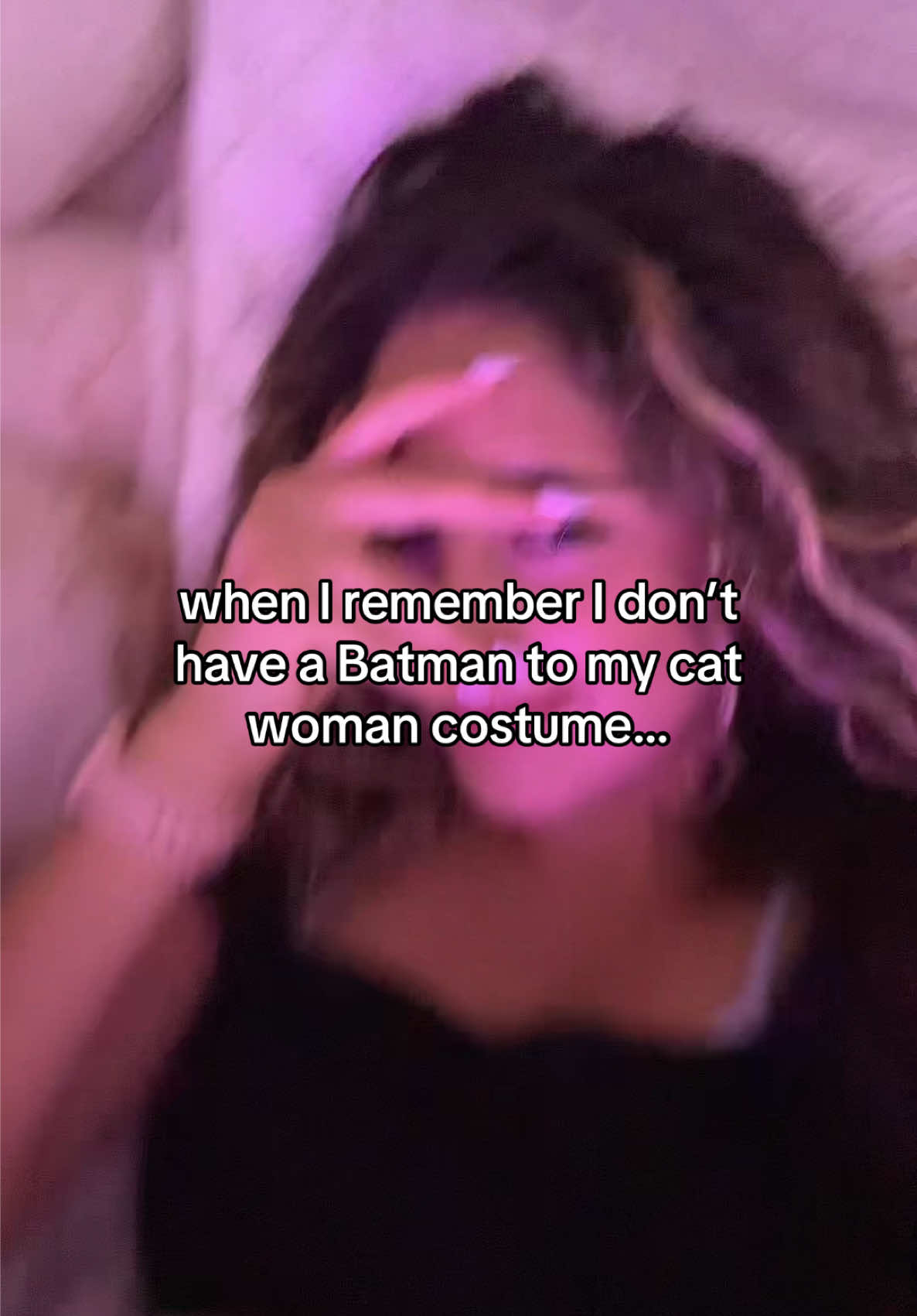 🦇🦇🦇🐈‍⬛🐈‍⬛🐈‍⬛ ANYWAYSSS WHOS READY FOR HALLOWEEN 😝😝😝 #halloween #catwoman #halloweekend #batman #costume #fyp