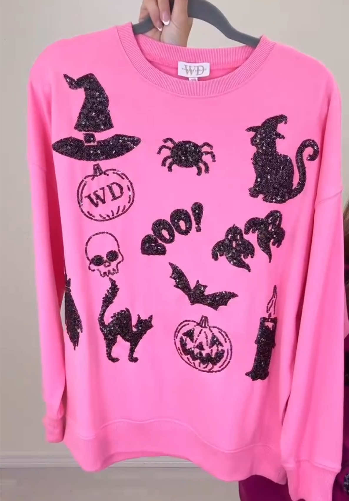 another cutie WD custom drops TOMORROW — are you ready? 💖🎃🦇✨ tap now to register for the live! 