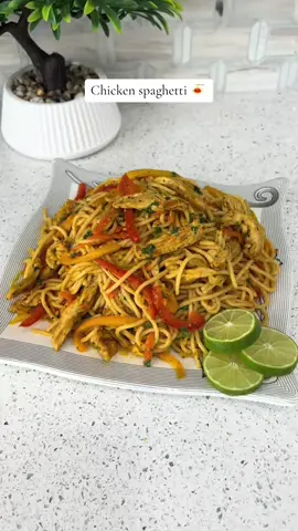 Chicken spaghetti recipe 😍#fypシ #chickenspaghetti #Foodie #viral #spaghettisquash 