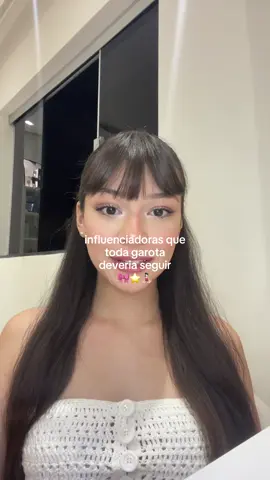 E ai amoras, qual é sua influenciadora favorita? ✨ @Zara 🪬  @Valen  @Beatriz França  @natty oliveira  #dicas #girlstalk #GlowUp 