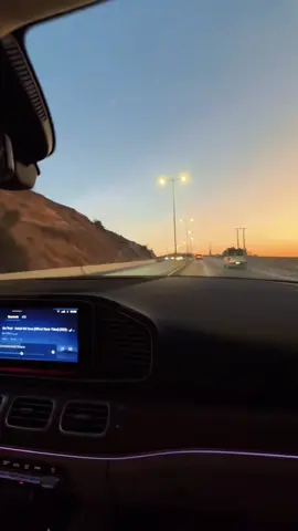 🌅🫶🏼 #amman_jordan #foryou #CapCut #نركب_هالسيارة #fypシ 