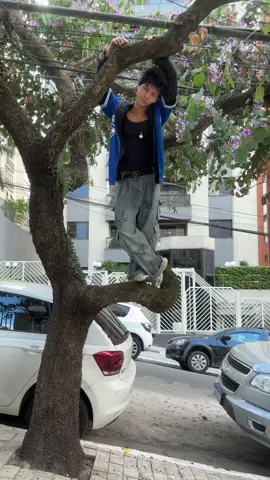 Depois de machucar a mão tive q fazer uma que não tivesse tantos riscos, mas semana que vem tamo aí dnv tentando os bgl loco 