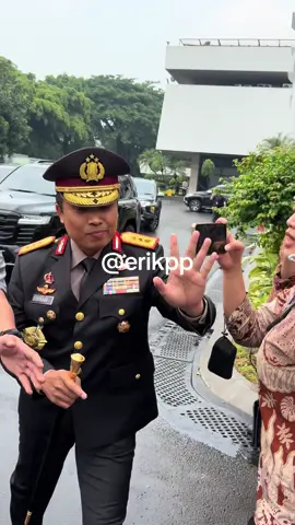 Kabareskrim Polri Komjen Syahardiantono dimintai tanggapan tentang pelantikan Jenderal (Purn) Ahmad Dofiri di Istana Kepresidenan Jakarta, Rabu (17/9/2025). #kabareskrimpolri #polri #istana 