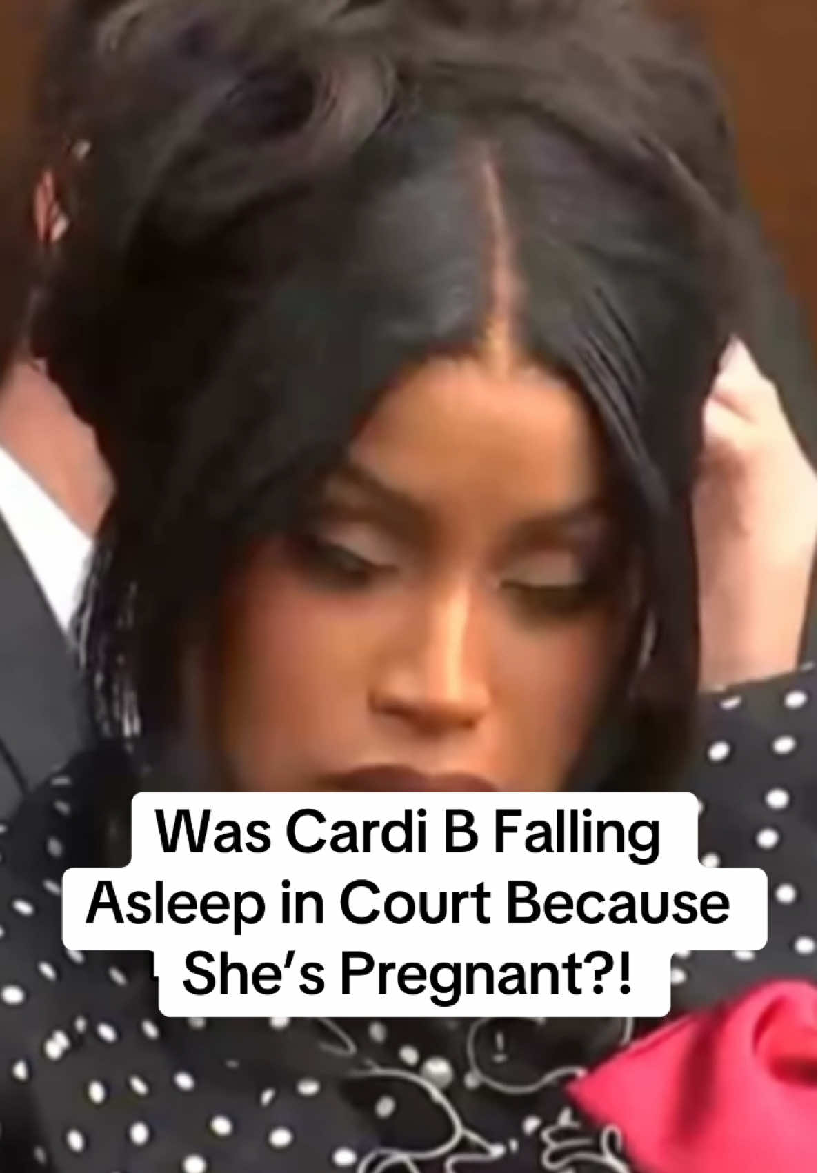 Cardi B’s pregnant! The rapper’s got a new baby on the way with Stefon Diggs & now her court appearances make SO much sense! 🤣