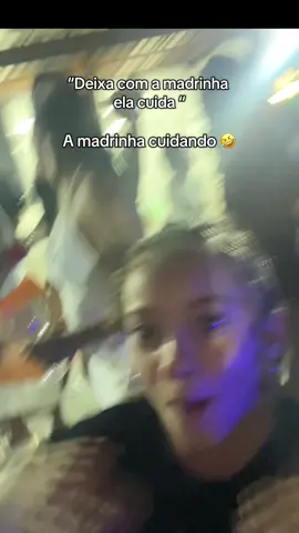 Deixa q eu cuido🤣🤣🤣  #foryou #viral #madrinha #dindaamadindacuida 
