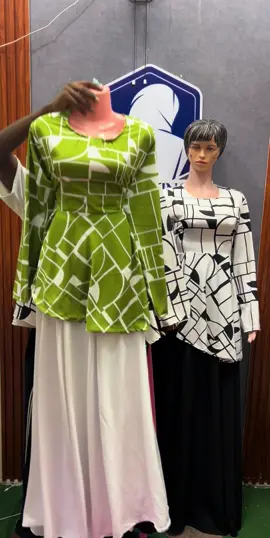 👗 Ensemble jube deux pièces  💸 Prix engros : 4000f 💸 Prix détail : pv ✅ Qualité tissu : chanel original  📏 Taille standard  📍 Adresse : guediawaye marché ndiareme#robe #venteenligne #tiktoksenegal🇸🇳 #tiktokmali🇲🇱223 #hijab #jube#tiktokbourkina🇧🇫😘🇧🇫 #tiktokcotedivoire🇨🇮 