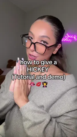 time for class 👩‍🎓💋 #grwm #hickey #kissingtips #grwmroutine 