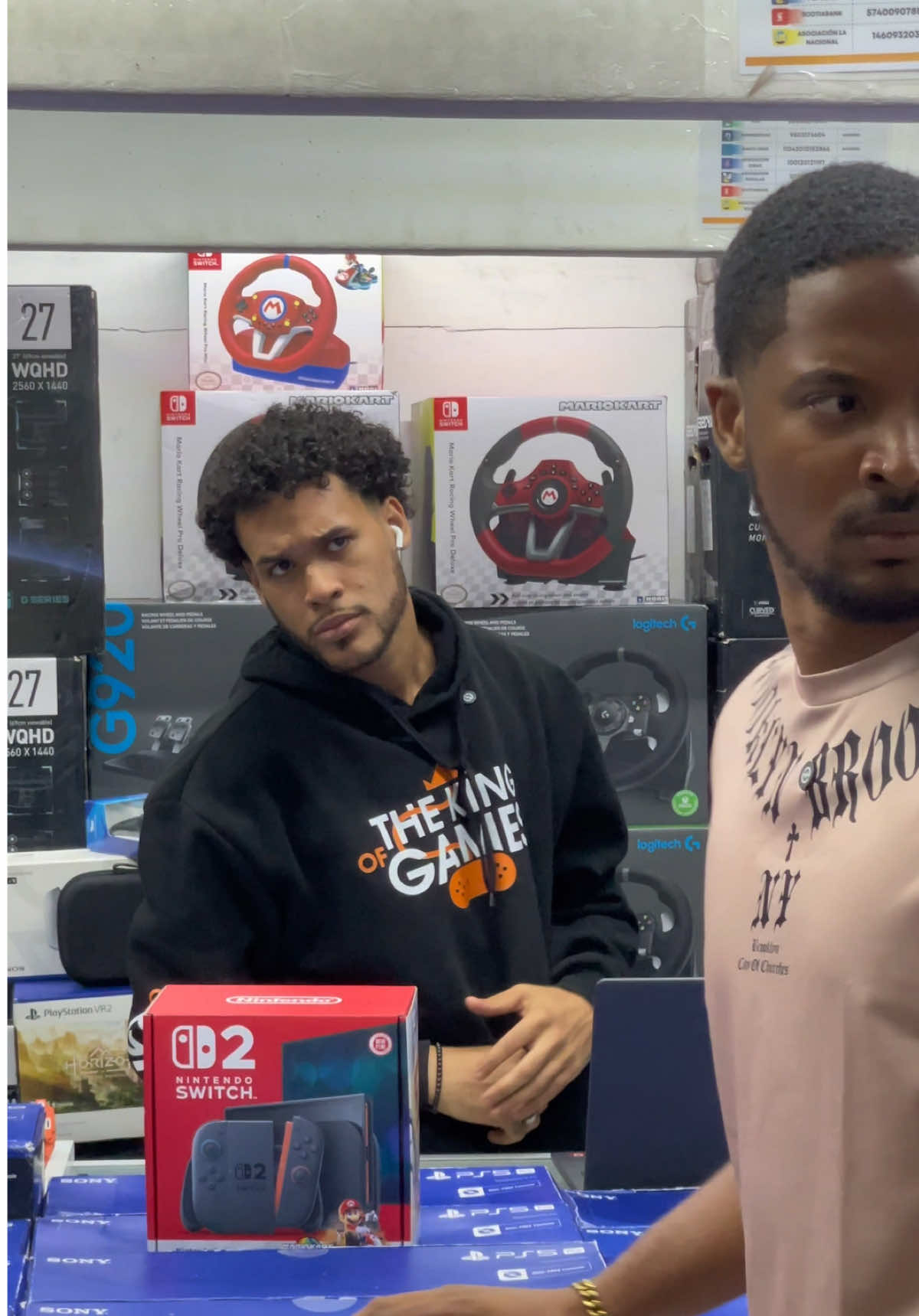 •	“Me vendieron un Swift… pero en realidad me dieron lo que necesitaba ❤️”@TheKingOfGamesRD #viral #repost #viralvideos #paratii #fyp 