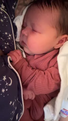 Omg my heart 😭🥺 #timeflies #babiesoftiktok #mybaby #youngest #emotional 