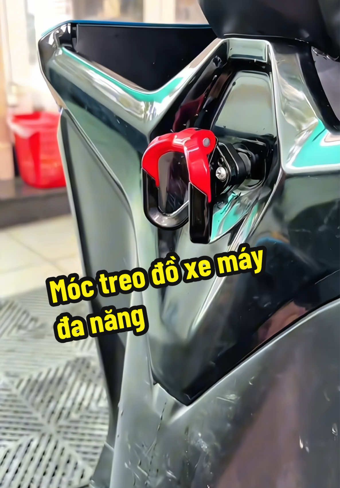 Móc treo đồ đa năng chịu lực gắn xe máy, xe điện hợp kim nhôm chắc chắn #lambinhshop #moc #moctreodo #hopkimnhomcaocap #xuhuong 