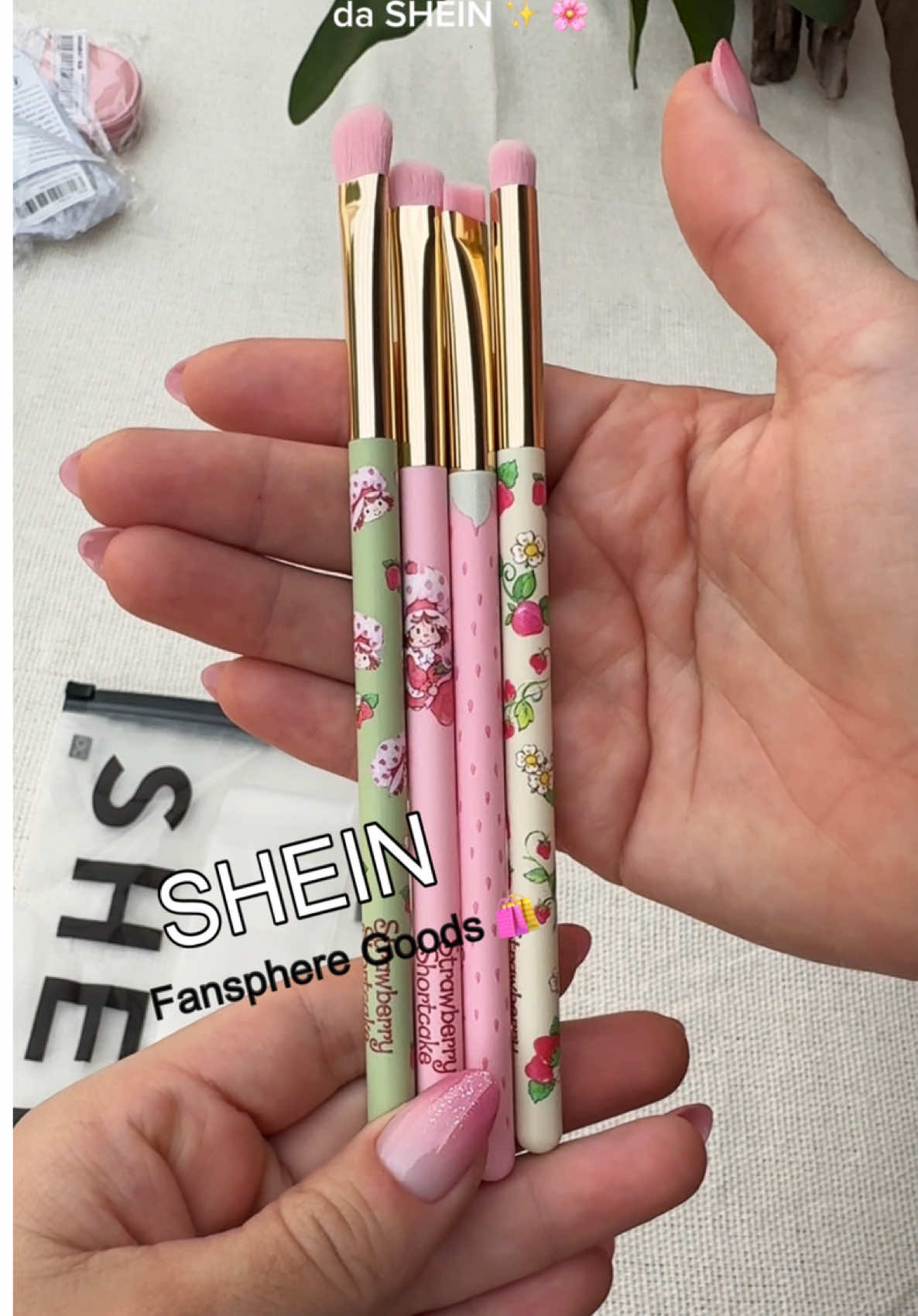 os pincieis mais fofos da SHEIN ✨ 🔍 Pesquise DS3EV para comprar minhas escolhas em tendências na SHEIN!🔥 🔍 ID: 14287549 🔍 ID: 39370728 🔍 ID: 39662528 🔍 ID: 23023038 🔍 ID: 63082273 🔍 ID: 55651288 @SHEIN Brasil @SHEIN  #SHEINsaveinstyle #sheinbeautyfinds •ad #SHEINforAll