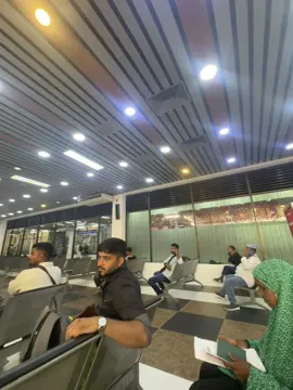এই নিষ্ঠুর পৃথিবী আমাকে শুধু দুঃখই দিল😅💔 #bangladesh🇧🇩 #Travel  #hajratshajalalinternationalairportdhaka 