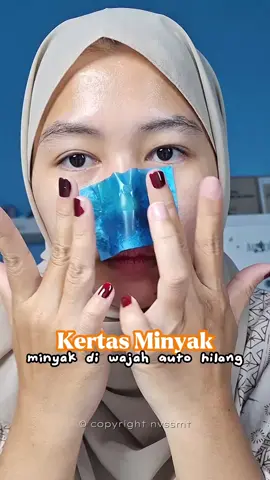 #oilcontrol #cleanandclear #kertasminyakwajah #oilcontrolfilm #fyp 