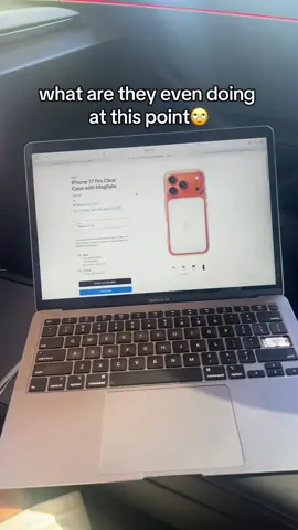 Nah but who’s getting the orange👀 #phonecases #newphone #phoneaccessories #clearcase #clearcasewithmagsafe 