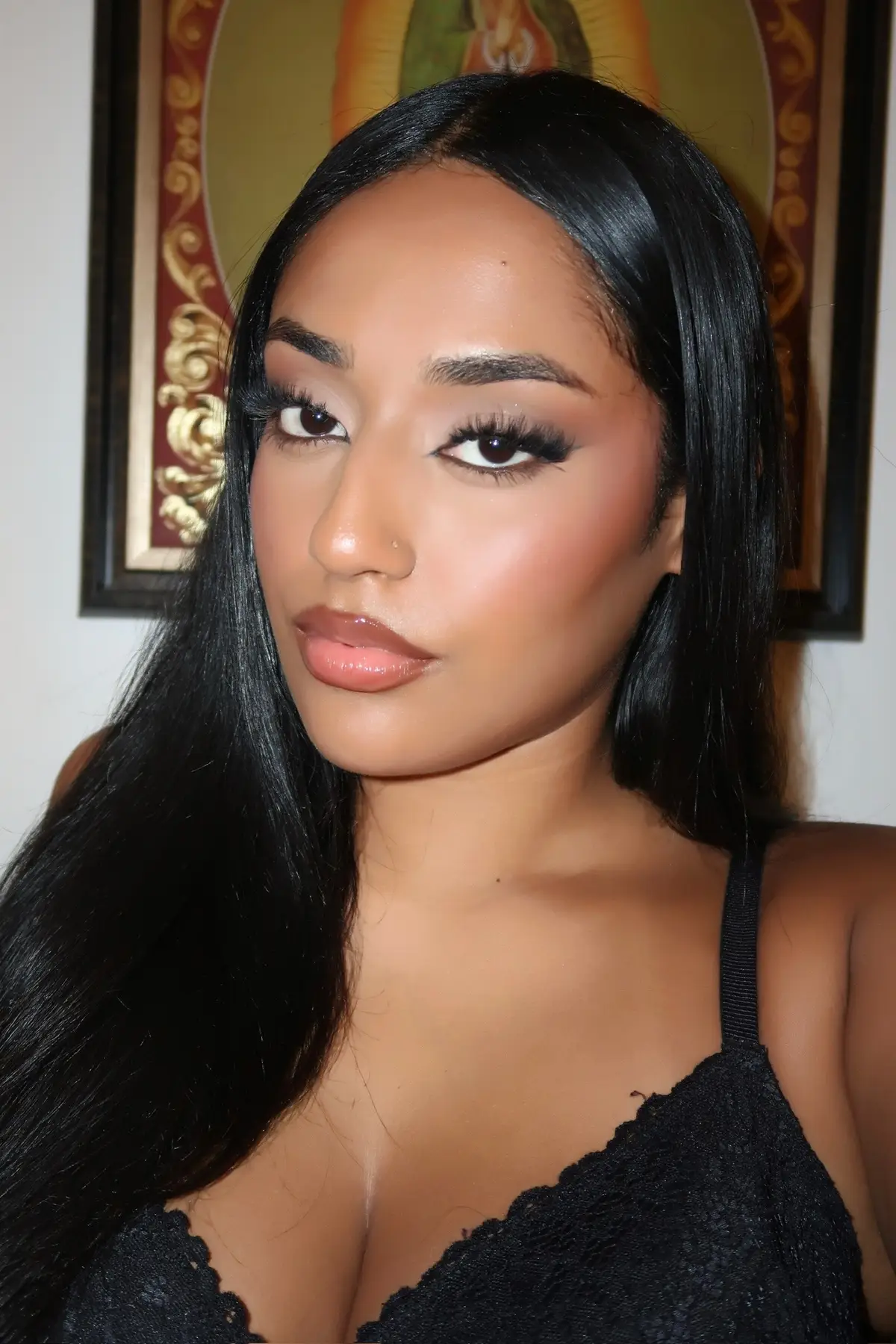 dark feminine makeup >>> #mua #fyp #makeupinspo #pinterestaesthetic #darkfemininemakeup 