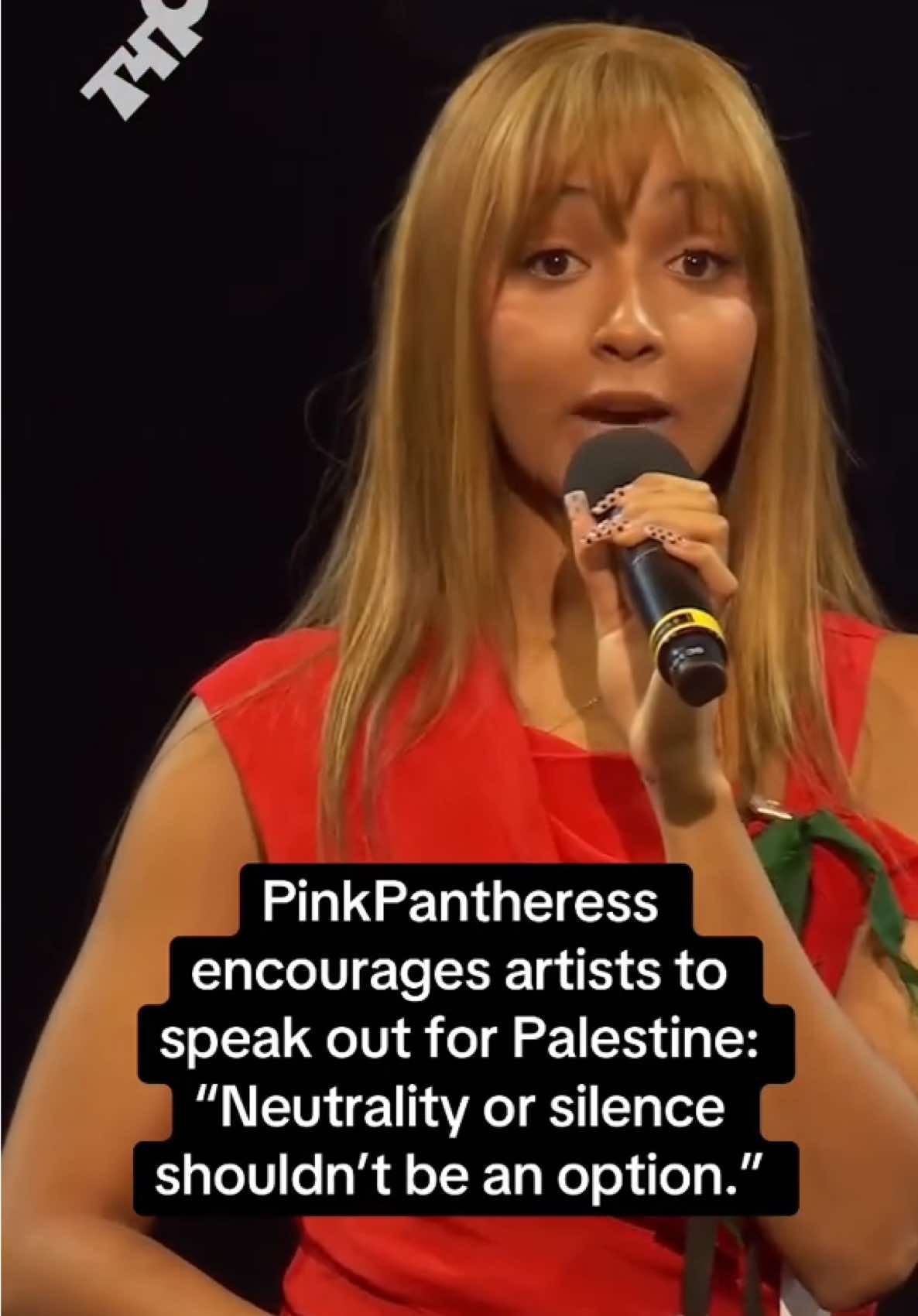 PinkPantheress (@😘🙈☺️ ) spoke directly about artists' responsibility to take a stand for Palestine during tonight’s ‘Together for Palestine’ event at OVO Arena Wembley:⁠ ⁠ “I think a lot about what I can do, not only as an individual, but as an artist. We have a responsibility to use our platforms. Neutrality or silence shouldn’t be an option. Give Palestine your voice. And when your voice goes hoarse, hang your flags. Wear your keffiyeh. Show them we are here.”⁠ ⁠ You can donate to the Together for Palestine fund, purchase merch (all profits to Palestinian humanitarian orgs), and stream the event live at the link in @t4plive bio via IG.  ⁠__ ⁠📹via @T4PL  #pigeonsandplanes #artistsforpalestine #togetherforpalestine #pinkpantheress #brianeno 