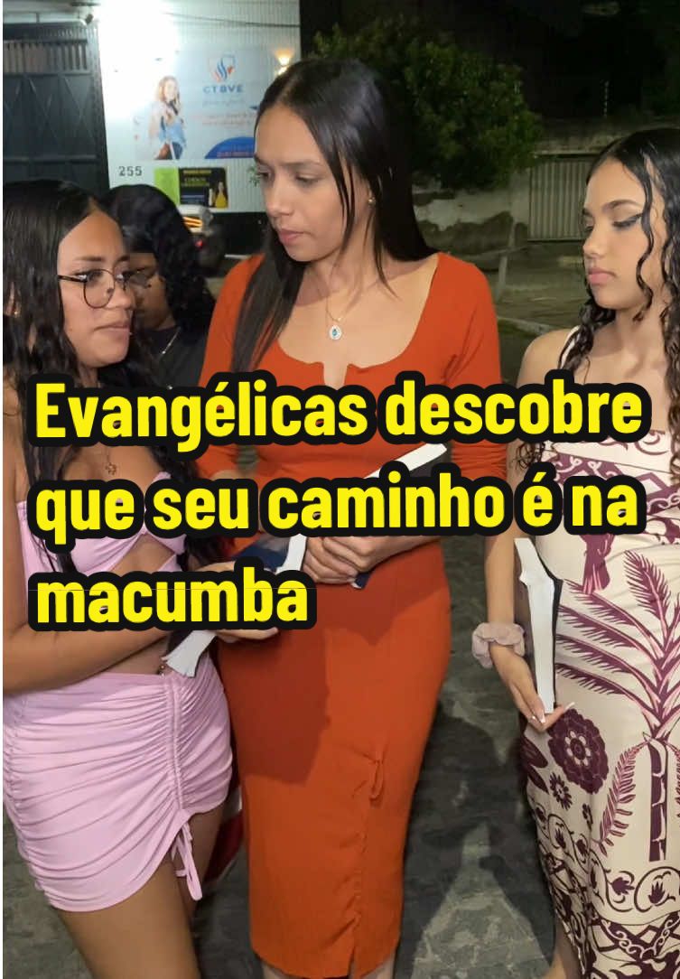 Evangélicas descobre que seu caminho é na macumba  #tiktok #umbanda #videoviral #igreja 