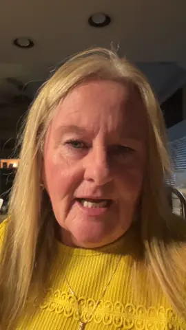 Packed with nutrients in a tiny capsule, micro pumpkin seed oil pills support prostate health, bladder function, hair growth, hair breakage, and overall wellness—easy to swallow, powerful in benefits.