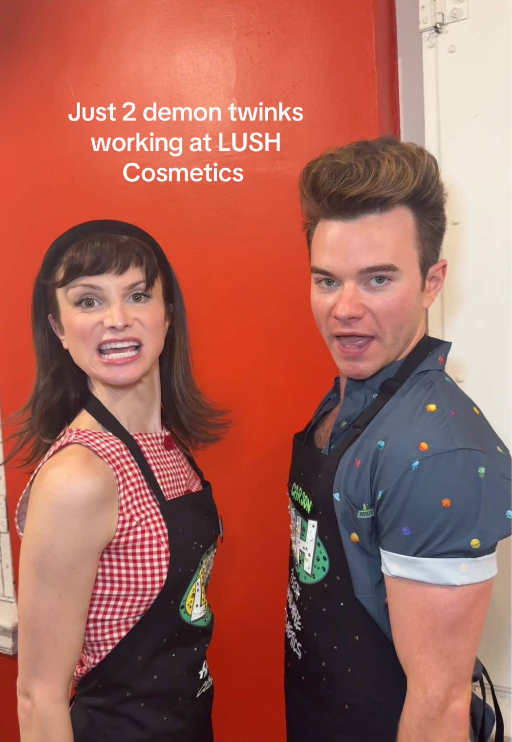 Meet Carson- my twink coworker and enemy. Come see us fight til the death at the lortel theatre tix in bio 💄❤️ #leastproblematicwoman #kurthummel 