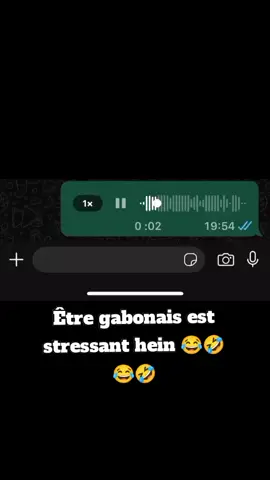 Mais il fait le marché avec les fournitures scolaires des autres 🤣🤣🤣🤣 #🤣🤣🤣  #tiktokviral #tiktokgabon🇬🇦tiktok #🤣🤣🤣 #abonne @the inshorter @Horus @LIMS YAMAMOTO 