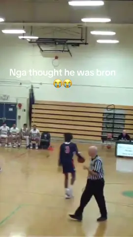 Cmon @Rah🌟 🤣🤣🤣 #foryoupage #foryou #fyp #basketball 