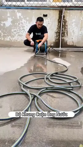 Giá cuộn ống nước gọn gàng tiết kiệm diện tích #ốngnước #giadungtienich #giadungthongminh 