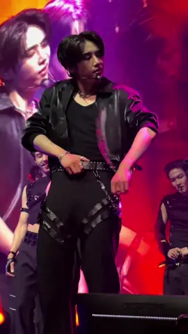 back with your yearly bite back #theboyz #theblaze #theboyztheblazeworldtour #sunwoo #biteback 