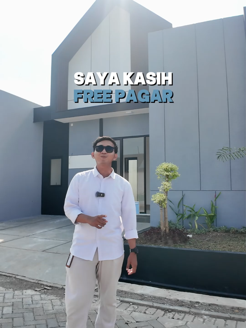 Cocok buat kaum yang GA MAU RIBET !!! Cek lokasi, Suka, Beli Rumahnya, Rumah Jadi, Langsung Bisa Ditinggalin. Karena di #KLS Premium udah free pagar. Jadi tabungannya bisa buat beli furniture dan isi rumah lainnya. - 𝙈𝙚𝙢𝙗𝙚𝙧 𝙊𝙛 𝙆𝙚𝙖𝙣𝙙𝙧𝙖 @keandraliving More Information: WhatsApp 0812-2120-0070 - Marketing Office: Jl. Ir. Soekarno Sampiran, Kec. Talun, Kabupaten Cirebon #YukPunyaRumah #KeandraOfficial #KeandraLivingSampiran #properticirebon 