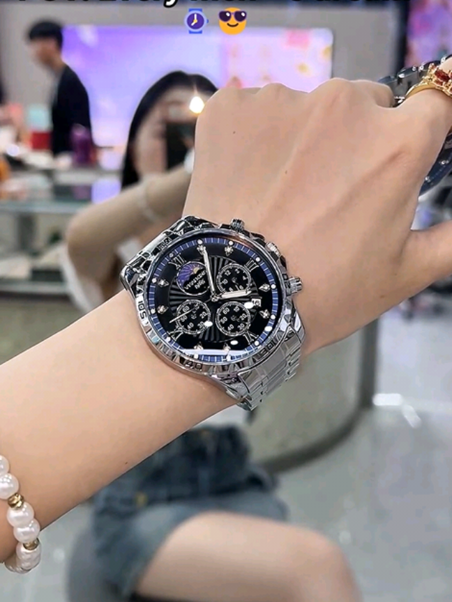 You’ll look incredibly handsome wearing this watch. Don’t miss it—it pairs perfectly with fashion and radiates charm!#watch #fashion  #stylish  #man#Men'sWatch#goneviral  #Men'sFashion #Men'sAccessories #dailyoutfit  #dailylook  #FashionInspiration#tiktokshop#dealsforyoudays#deals  #tiktokmademebuyit  #fyp  #foryoupage  #tiktokshopblackfriday  #tiktokshopcybermonday 