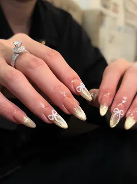 Nail mắt mèo kim cương nơ nổi#xuhuongtiktok #nails #nailartist 
