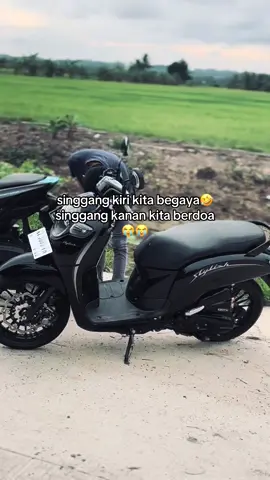 #lewatberandamufypシ゚viraltiktok #promoseruweekend #Akimm #fouryoupage #fyppppppppppppppppppppppp 