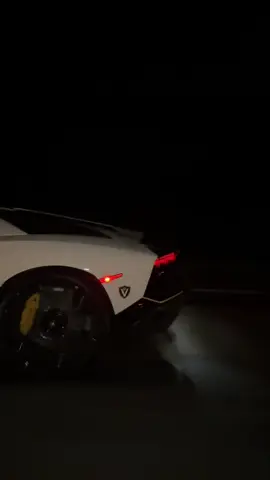 2 AM with a Valvetronic Aventador Ultimae. #valvetronic #lamborghini #aventador #svj #exhaust 