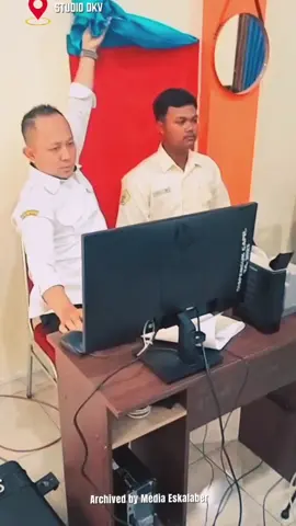 Perekaman e-KTP bagi Pemula oleh Dispendukcapil Kab. Jember ||  #jawatimur #viral #smk #dispendukcapil #ktpelektronik 