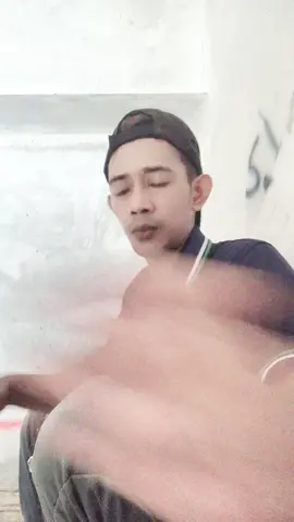 nok kakang mah tukang listrik ddu pekerja pabrik😅😅