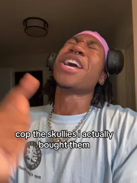 mad comfortable too, i wear em to bed instead of the bonnet sometimes #skullcap #durag#dreads #