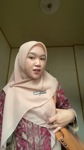 Hati ibu guru harus selalu ber flower🌼#fyp #dresswell 