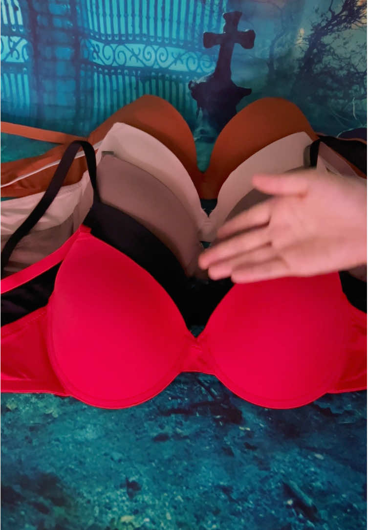 It stays in place, hugs in all the right spots, and looks cute doing it. 🔥#NovaTopFinds #bra #lingeriefashion #fentysuperbrandday #halloween #plussize #tiktokshop 