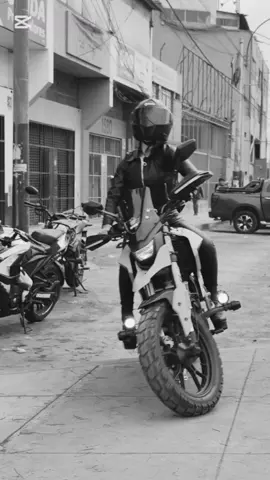 ¿Cuál fue mi error?  😅🤭🤭 ✨ #biker #peruana #lima #fyppppppppppppppppppppppp #motorcycle 