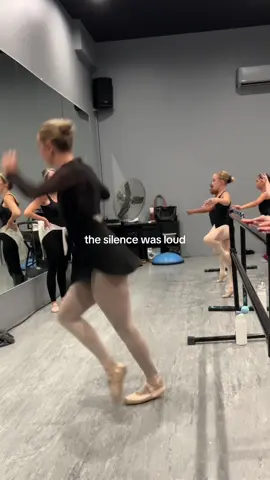 I stay humbled, thanks ballet @Ms. Victoria @victoria #ballettok #balletcore #barre 