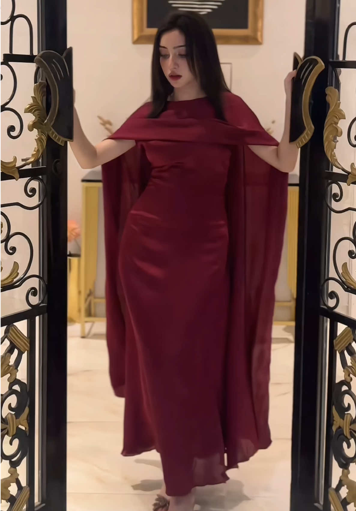 👗 from @v.c 🛍️ 