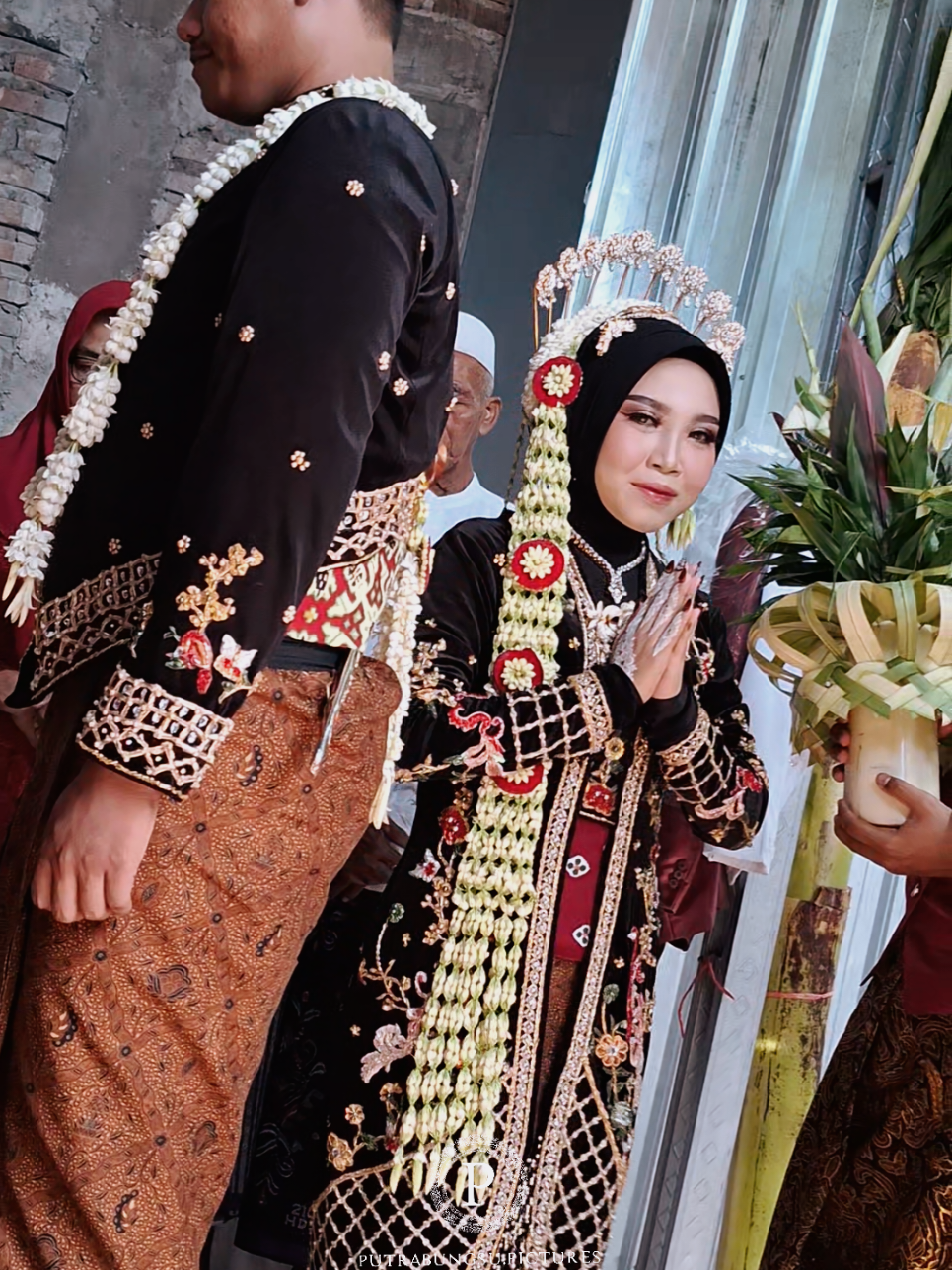 #wccnganjuk #fotoweddingnganjuk #fotostudionganjuk #studiofotonganjuk 